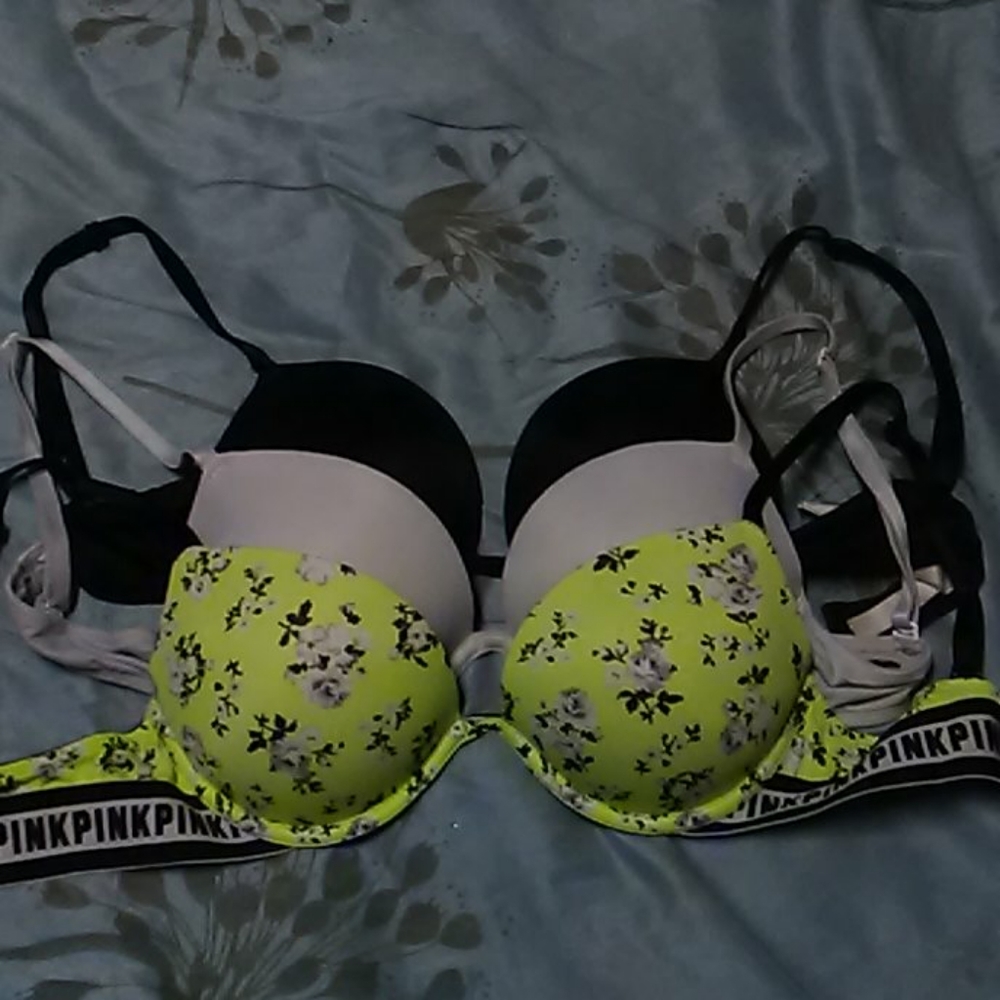 VS Pink bras
